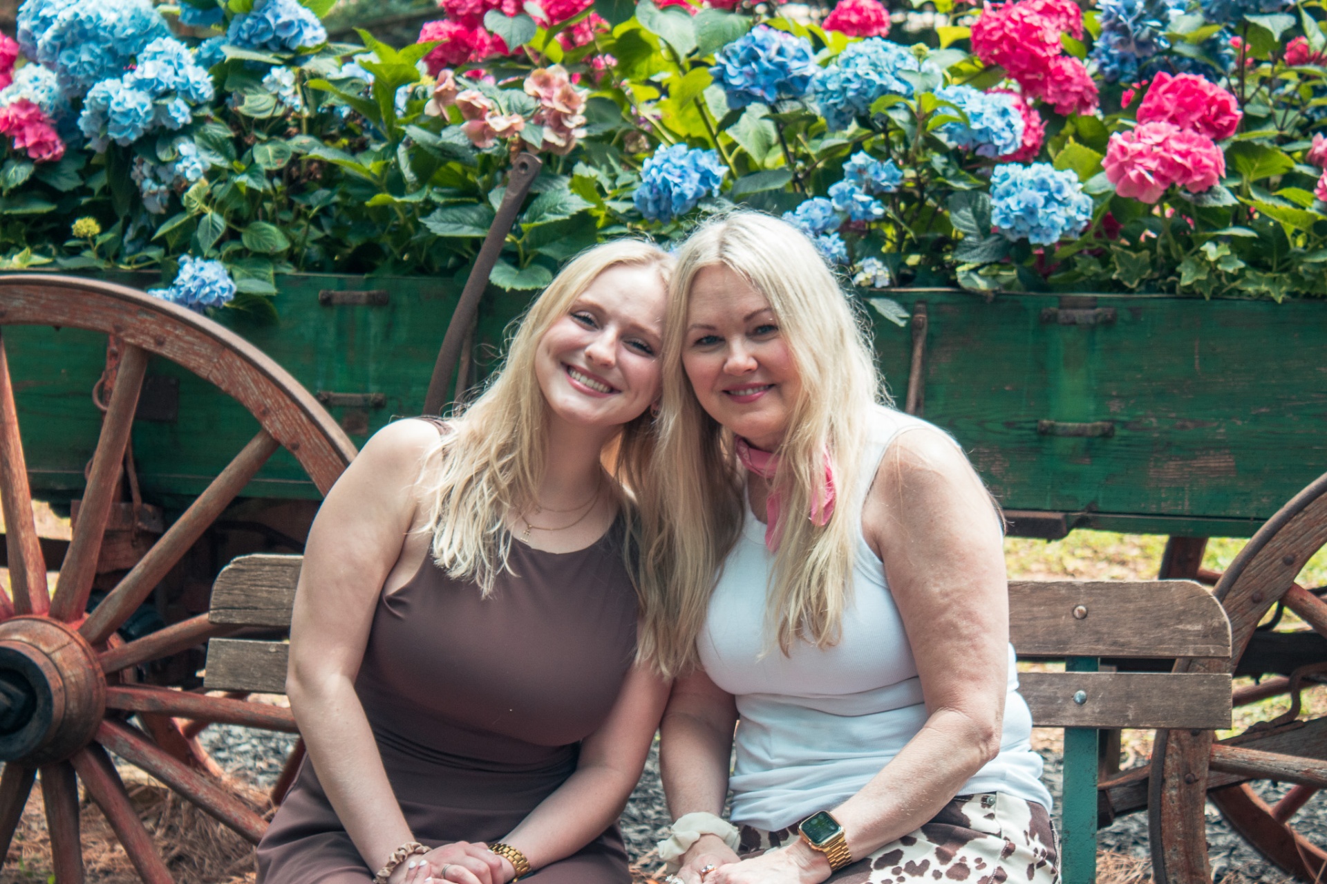 Mother and daughter at the wagon