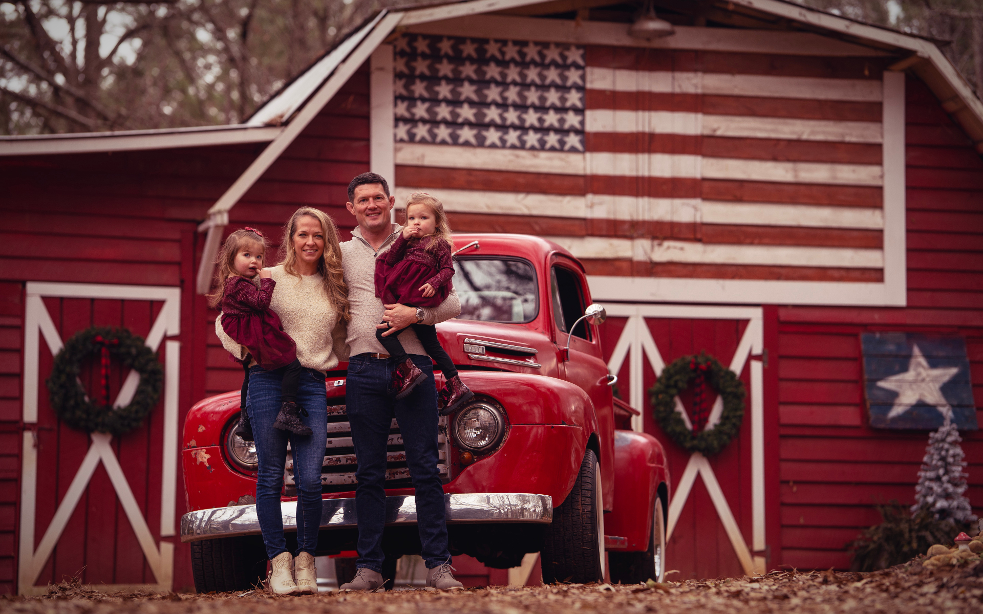 Family at the American barn